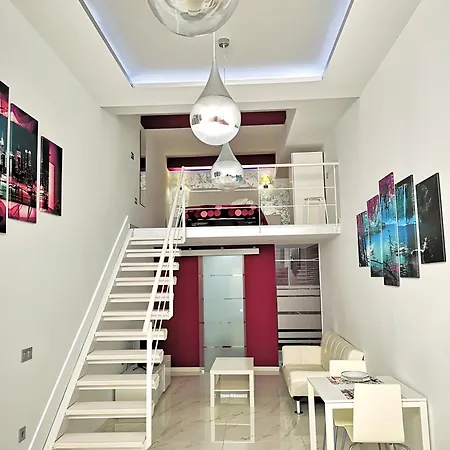 Ofis - Estudio Morado 科尼尔-德拉弗龙特拉